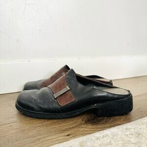 Artiva Lites Brown gator print brown black Leather Mules, Women's 7.5